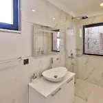 Villa Saribelen 2 Bedroom Secluded With Private Pool Hot Tub
