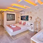Villa Saribelen 2 Bedroom Secluded With Private Pool Hot Tub