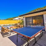 Saribelen 2 Bedroom Secluded With Private Pool Hot Tub *