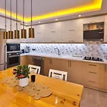 Saribelen 2 Bedroom Secluded With Private Pool Hot Tub