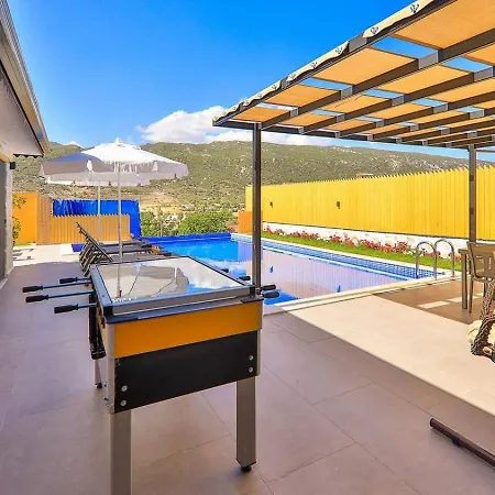 Villa Saribelen 2 Bedroom Secluded With Private Pool Hot Tub *