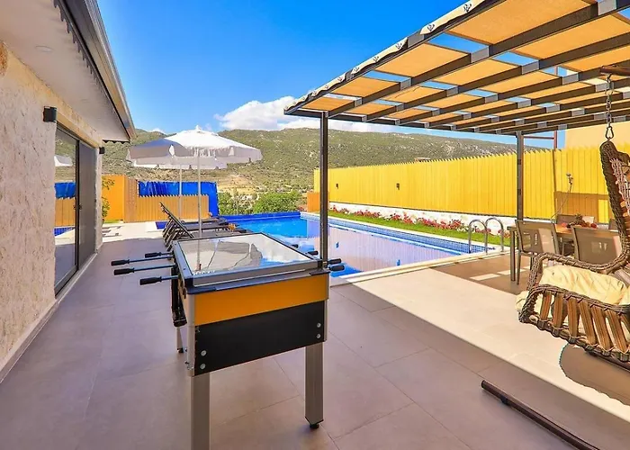 Villa Saribelen 2 Bedroom Secluded With Private Pool Hot Tub *