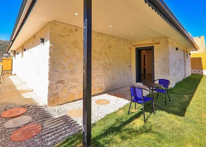 Saribelen 2 Bedroom Secluded With Private Pool Hot Tub